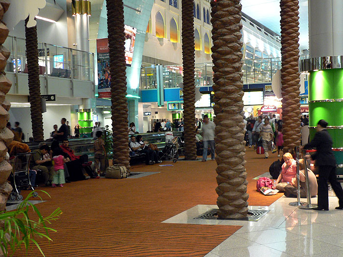 Letiště Dubaj uvnitř haly